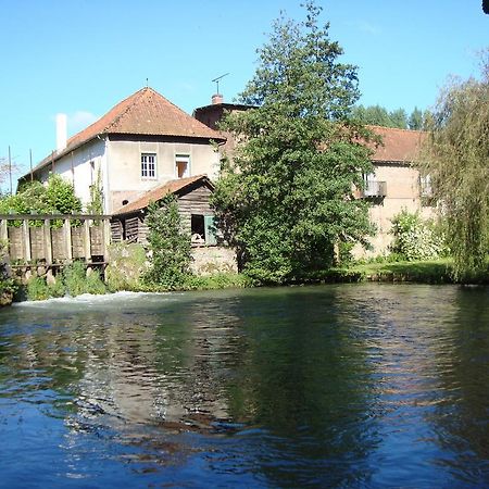 Le Moulin De Fillievres Bed & Breakfast ภายนอก รูปภาพ