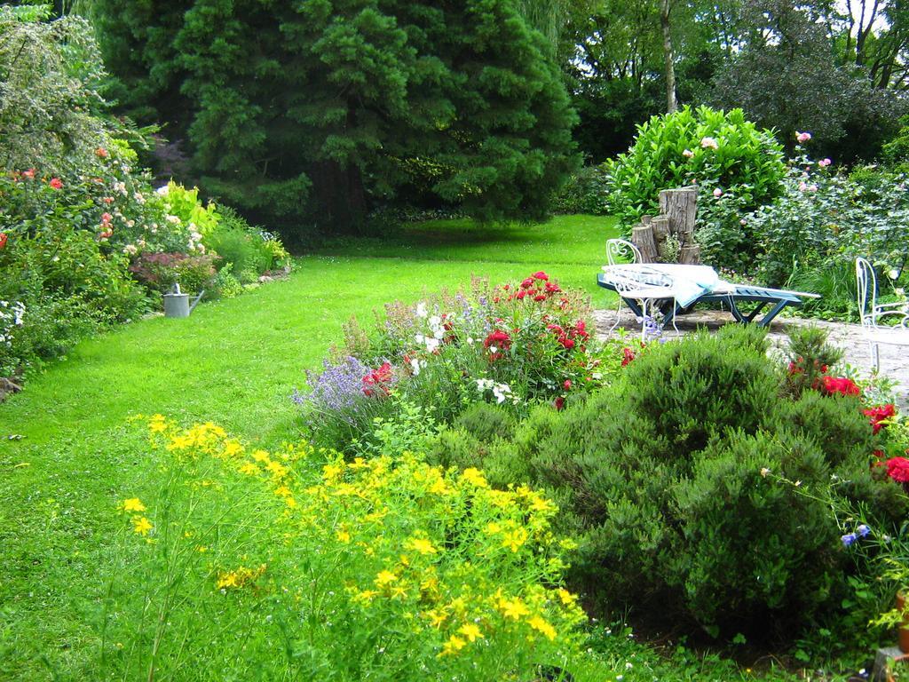 Le Moulin De Fillievres Bed & Breakfast ภายนอก รูปภาพ